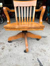 Antique Oak Swivel Banker’s Chair