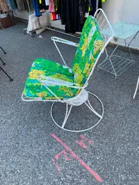 Mid century homecrest bremuda chair