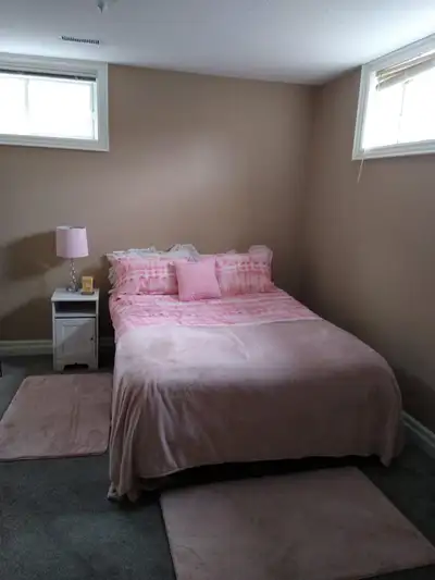 Room for Rent in Niagara