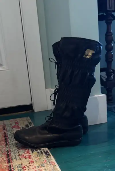 Sorel  Women’s Black leather Lace Up Tall Boots Size 9, View more