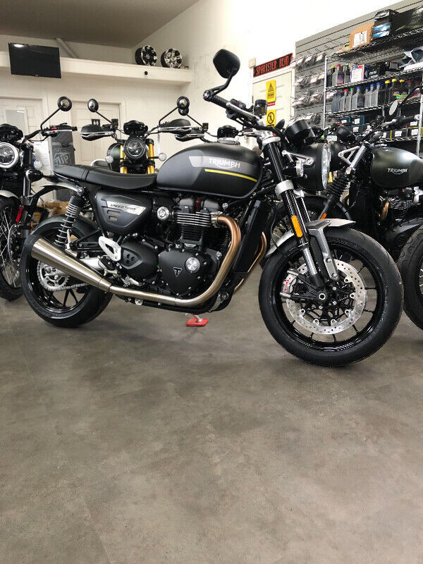 NEW 2023 AND 2024 TRIUMPH MOTORCYCLES IN STOCK in Street, Cruisers & Choppers in City of Halifax - Image 4