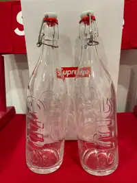 FW21 Supreme Swing 1.0 L bottle (set of 2) glass water bottles