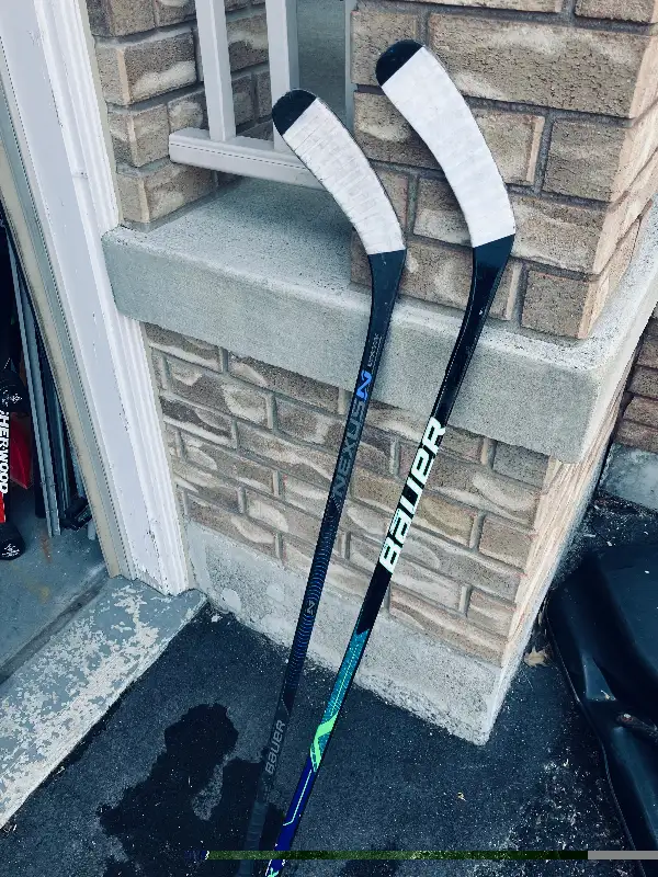 Youth Hockey Sticks LH 40 & 47 flex in Hockey in Markham / York Region - Image 9