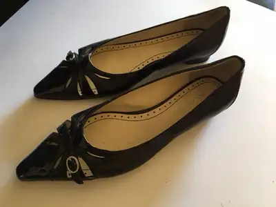 Vintage Anne Klein Dress shoes Size 8 Black Patent Leather Flats, View more