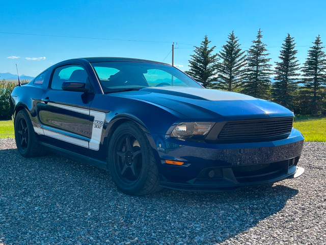 2012 Mustang Boss 302 in Cars & Trucks in Lethbridge - Image 2
