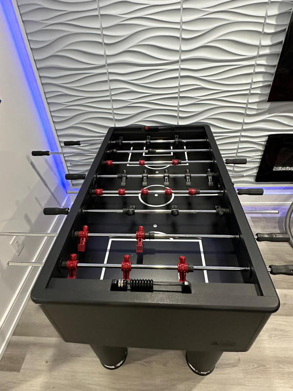 Dynamic Foosball Table for Sale: Elevate Your Game Room Fun! in Holiday, Event & Seasonal in City of Toronto - Image 2