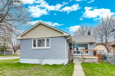 Spacious 3-Bed Upper Unit in Ajax – $3000 | 36 Rideout Street