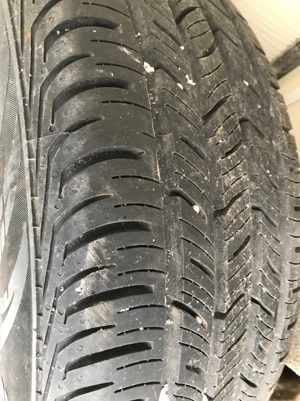 Brand new, never used 205/55/16 tire on rim. VW bolt pattern dans Pneus et jantes  à Brantford - Image 2