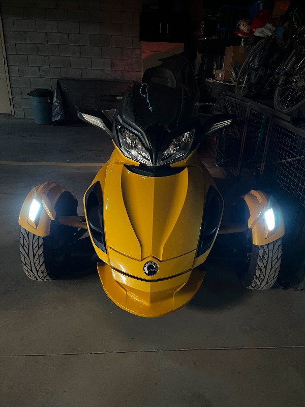 Spyder canam sts manual dans Utilitaires et de promenade  à Ville de Montréal