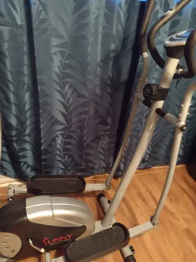 Vélo elliptique, View more