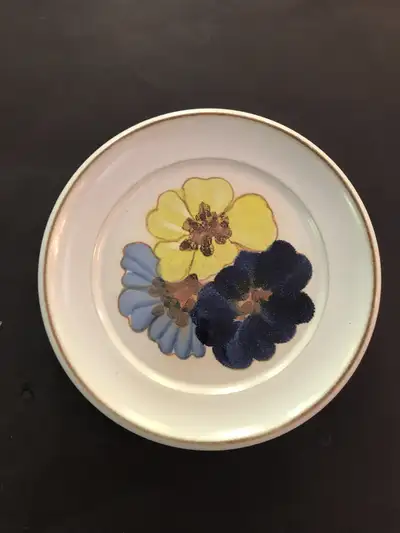 Replacement 6 1/2" salad/dessert stoneware plate vintage Denby 1970"s. A beautiful Hue Blue Yellow P...
