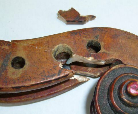 Violin & bow repair & restoration services in String in Sarnia - Image 3