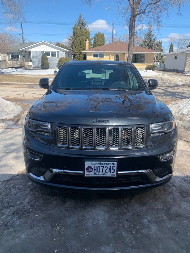 2015 Jeep Grand Cherokee Overland  in Cars & Trucks in Winnipeg