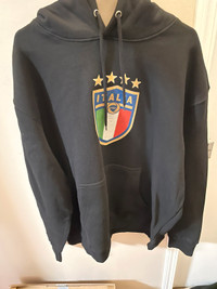 Heavyweight black hoodie with Italy (Italia) logo on the front!