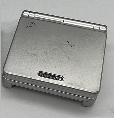 Gameboy Advance SP System - Silver in Older Generation in Burnaby/New Westminster - Image 2