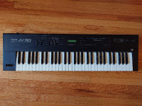 Roland JV-30 MIDI Keyboard Synth