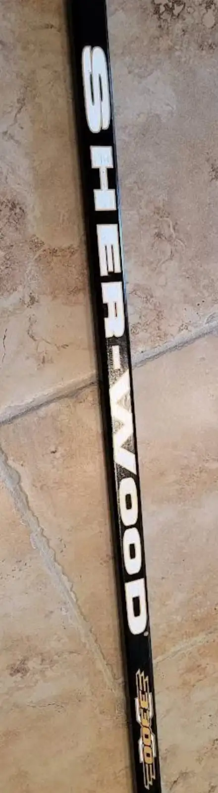Sherwood 3300 Youth Hockey stick in Hockey in City of Toronto - Image 3