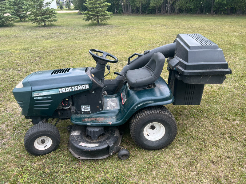 Craftsman lawn tractor for sale Lawnmowers & Leaf Blowers Winnipeg