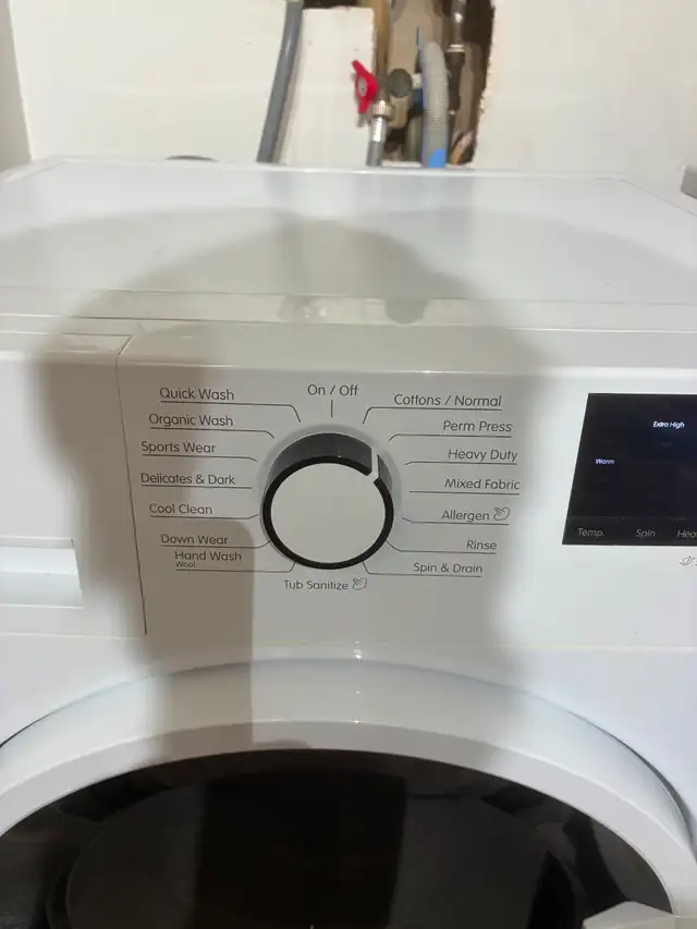 A VENDRE URGENT CAUSE DÉMÉNAGEMENT in Washers & Dryers in Saint-Jean-sur-Richelieu - Image 5