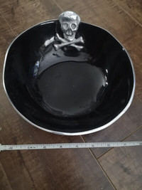 skull accent bowl