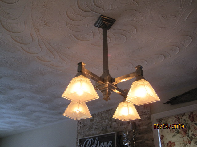 Dining room light/kitchen light in Indoor Lighting & Fans in Brantford