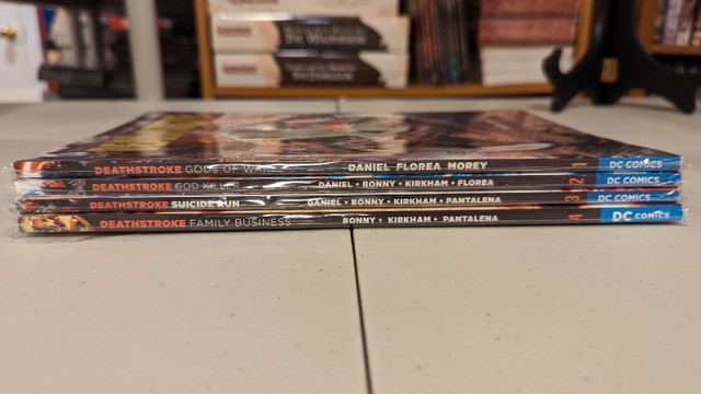 Deathstroke TPB in Comics & Graphic Novels in City of Halifax - Image 2