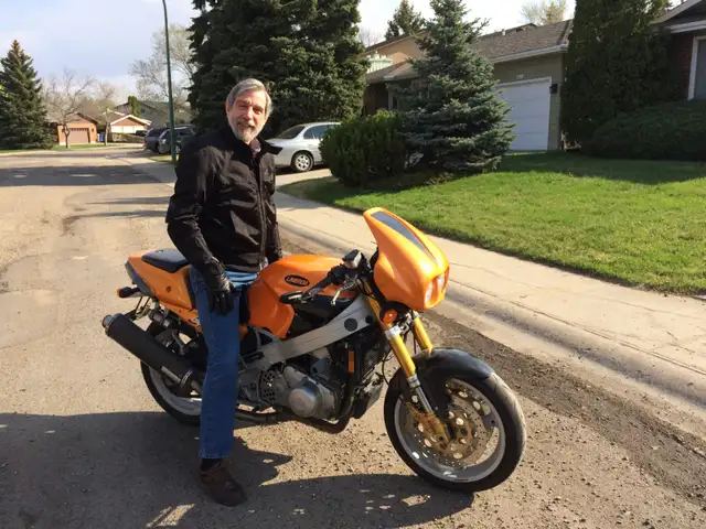 99 Laverda 750 in Sport Bikes in Regina - Image 3