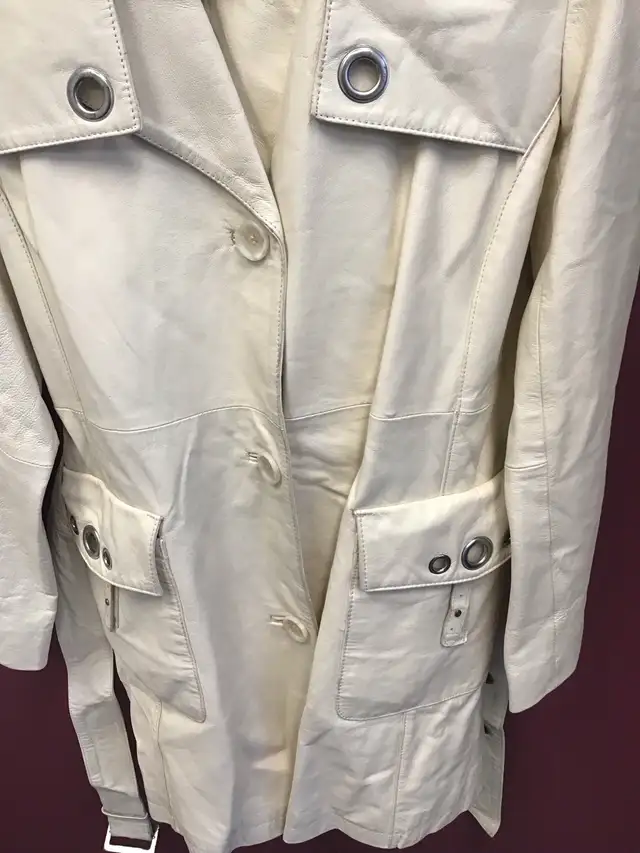 manteau en cuir véritable pour femme gr:8 coupe sport  in Women's - Tops & Outerwear in Longueuil / South Shore - Image 8