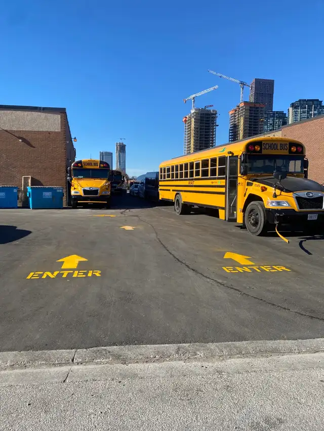 Parking Lot Sealing, Paving, Parking Lot Repair in Interlock, Paving & Driveways in Mississauga / Peel Region - Image 11