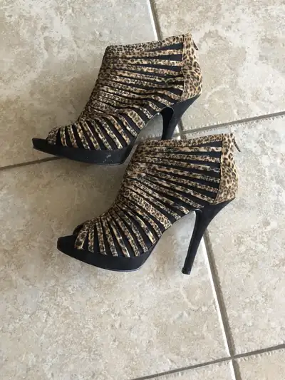 High heel boots, size 9, brand new., View more