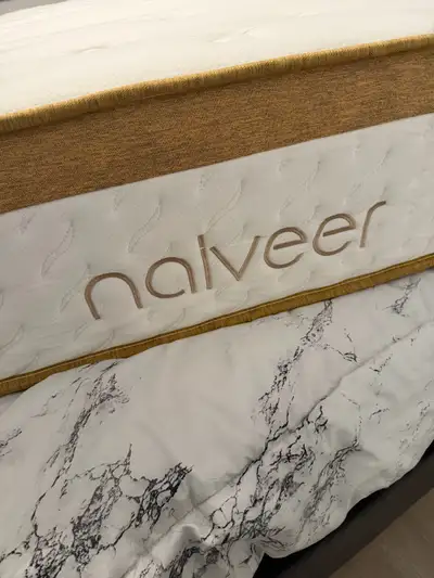 Brand New (Never Used) Naiveer Twin Sized Mattress (Memory Foam), View more