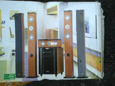 NEW DiVinci DV-607 home theater sound system. New still in the box. Never used. Specs are in the pic...