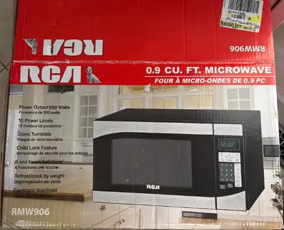 RCA 0.9 Cu. Ft. Microwave / Model RMW906/box, View more