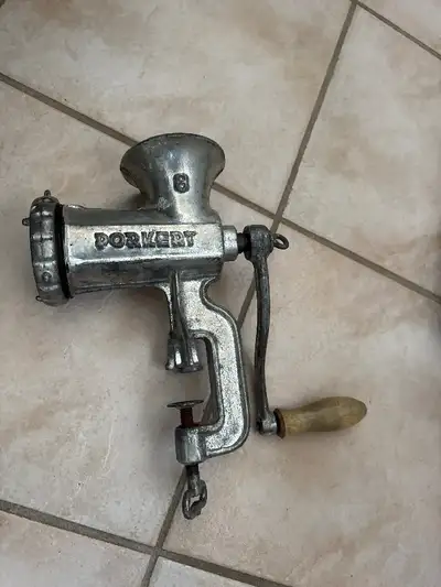 Mavis rd and 401 $20