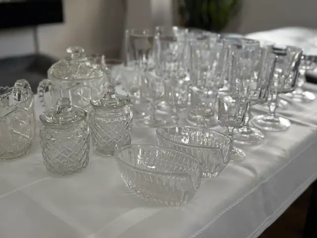Crystal Glassware Set (28 pcs)408078510888079360