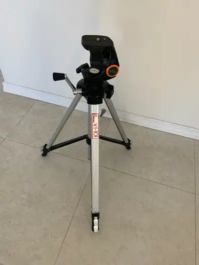 V-101 tripod, ideal for photographers and videographers looking for a stable and reliable support sy...