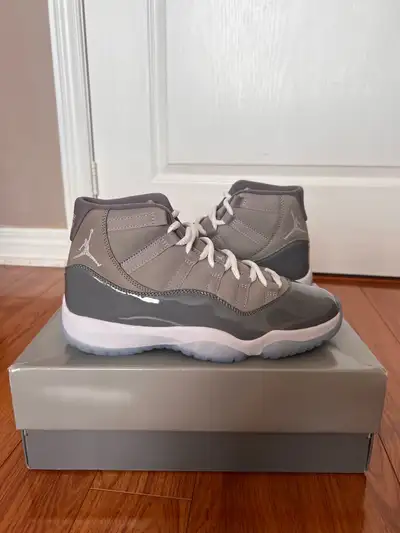 Jordan 11 cool grey (size 9), View more
