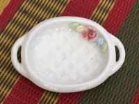 Vintage elegant white ceramic soap dish Made in Japan