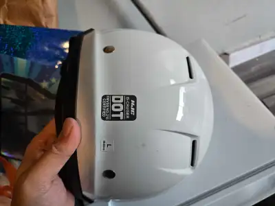 Almost new, used only 1-2 times This HJC IS-Cruiser open-face motorcycle helmet, size Large (59-60cm...