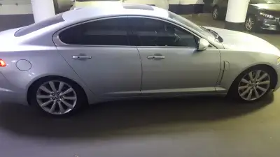 Awesome ride, powerful car V8 5.0L engine runs smooth Interior 9/10 black leather awesome condition...
