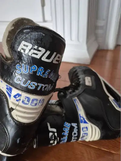 Bauer 4000  skates  supreme custom  good condition, View more