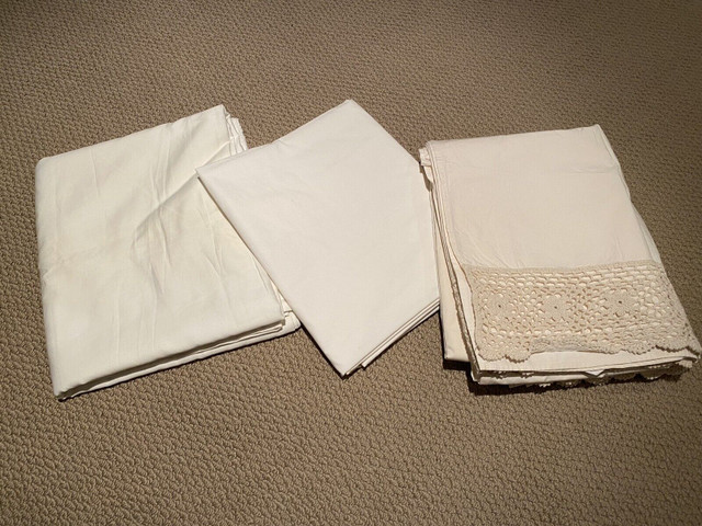Flat bed sheets in Bedding in Markham / York Region