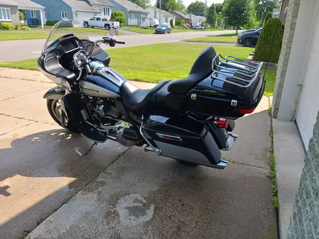 harley fltru 2019 in Touring in Trois-Rivières - Image 4