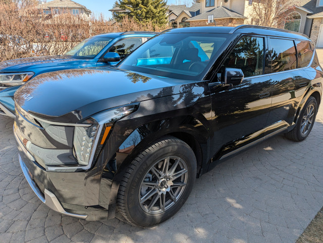 2025 Kia EV9 Land AWD NO GST in Cars & Trucks in Calgary