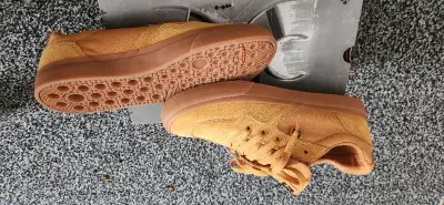 DC shoe Rowlan new 9.5, View more