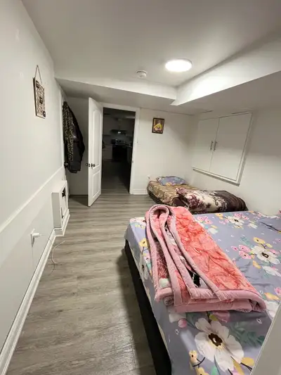 room for rent
