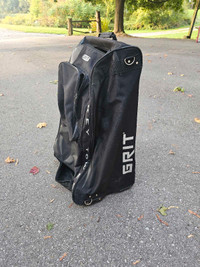 Rolling Hockey Bag (Grit)