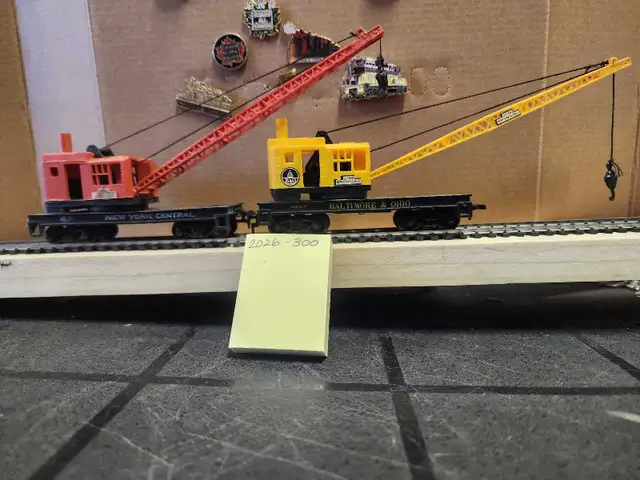 2 RAILWAY CRANES HO in Hobbies & Crafts in Muskoka - Image 2