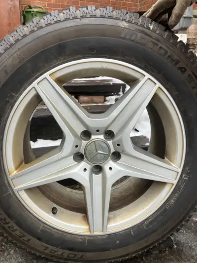 Rims from 2007 Mercedes ML350 Tires not included Contact Ken 416-454-2400 or 416-622-0502