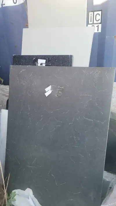 High-quality Quartz, Granite, Marble & Solid Surface stone remnants available at affordable prices!...